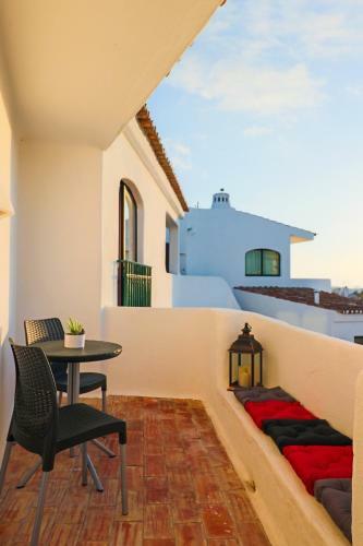 Apart.s�nia - P�teo Da Aldeia - Oura
