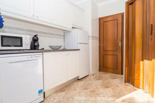 Apartamento Akisol Olhos De Agua Pine III