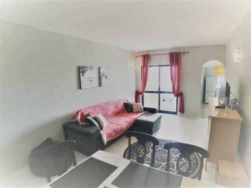 Santa Eul�lia Sea View Apartment Brisa