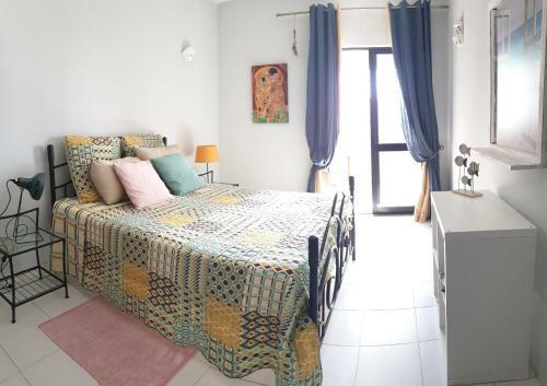 Santa Eul�lia Sea View Apartment Brisa