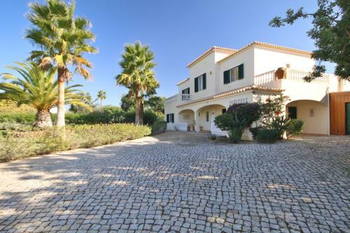 Belle Villa � Albufeira