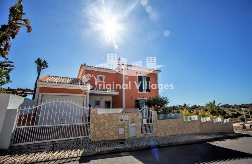 V4 Villa Louren�o