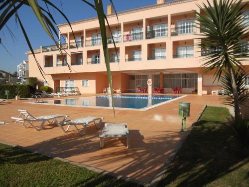 Apartamento Casa Carat�o