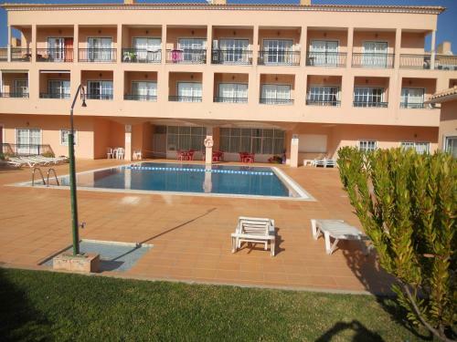 Apartamento Casa Carat�o