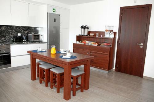 Hostal Baleal 4 Surf