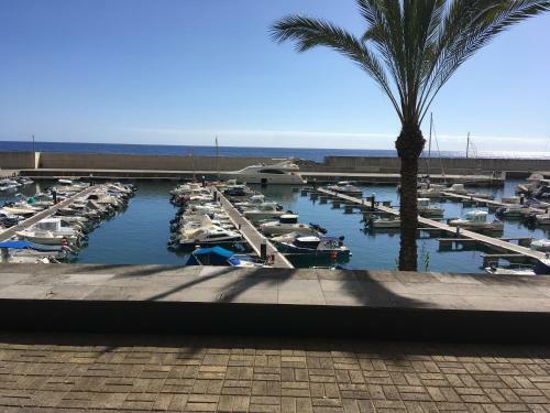 Hostal Marina Rooms