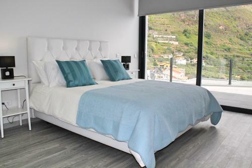 Villa Calheta Charm By Ourmadeira