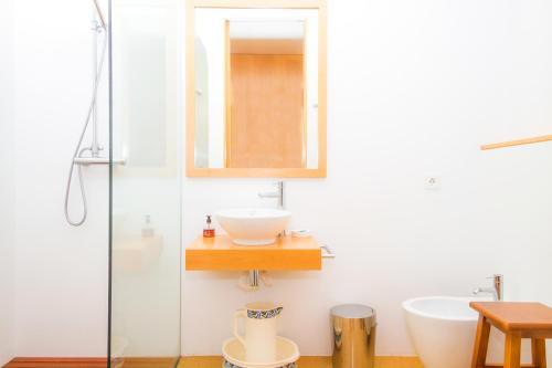 Liiiving In Caminha | Lawny Pool House