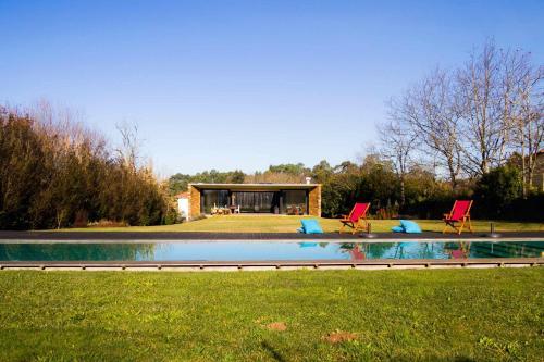 Liiiving In Caminha | Lawny Pool House
