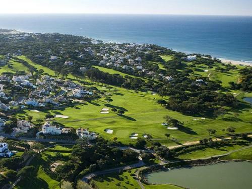 Vale Do Lobo Villa Sleeps 8 Pool Air Con T480260