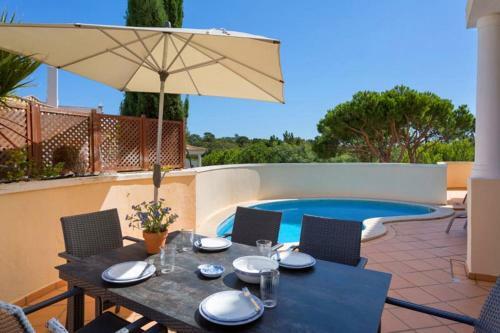 Vale Do Lobo Villa Sleeps 6 Pool Air Con T610348