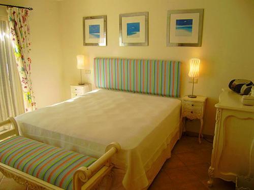 Vale Do Lobo Villa Sleeps 6 Pool Air Con T479943