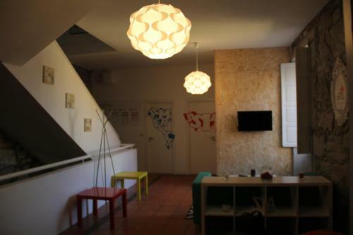 Hostal Mob+ Guesthouse