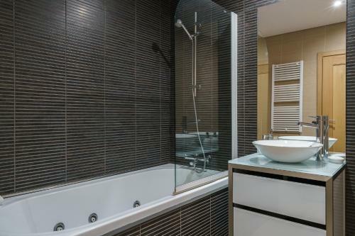 Vilamoura Apartment Garden Access 013