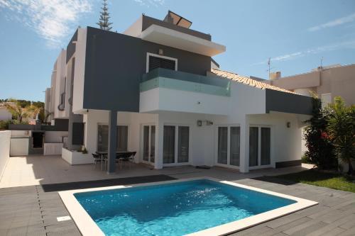 Villas By Cascatas