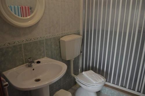 Hostal Alojamentos Dos Mangues