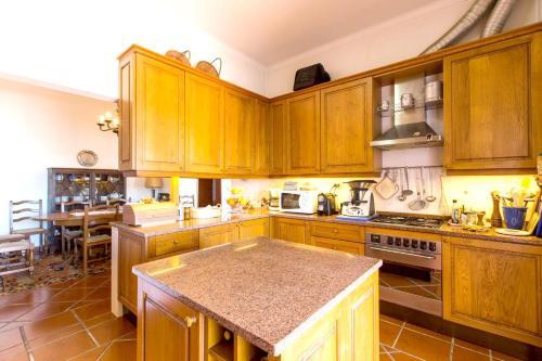 Apartment R. Mal. Carmona - 2