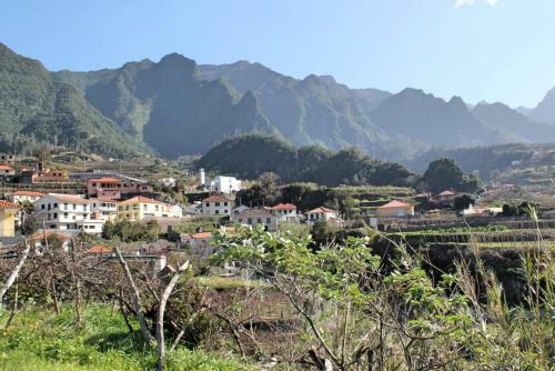 Dinis Country Cottage By Ourmadeira