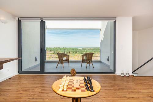 Pool Villa Retreat In Sesimbra