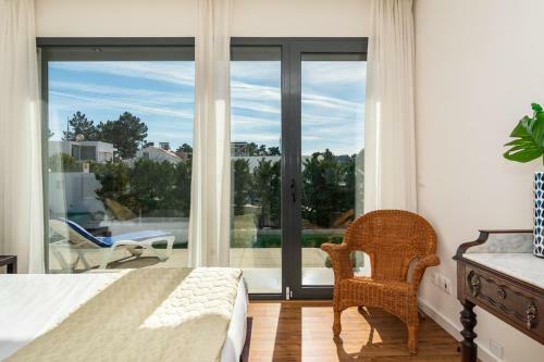 Pool Villa Retreat In Sesimbra