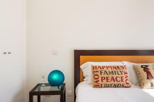 Pool Villa Retreat In Sesimbra