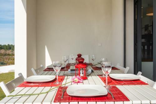Pool Villa Retreat In Sesimbra