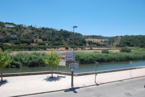 Apartamento Spacious Suite-apartment At Silves Riverside