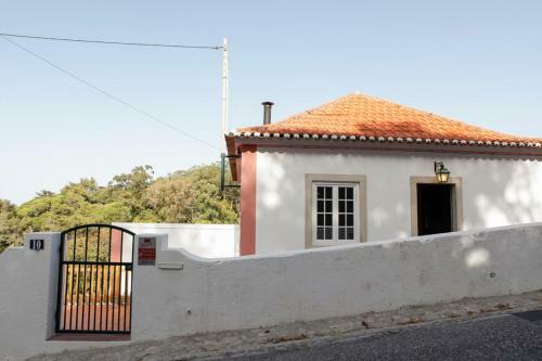 Ribeira's House In Mystical Sintra