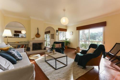 Sintra Villa With Pool By Homing
