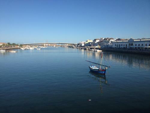 Apartamento �lvaro De Campos 78