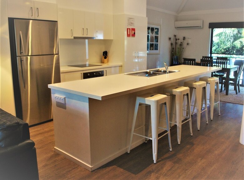 Hotel Outrigger Bay Apartments