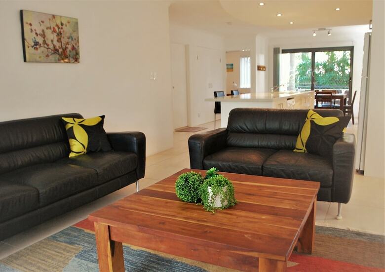 Hotel Outrigger Bay Apartments