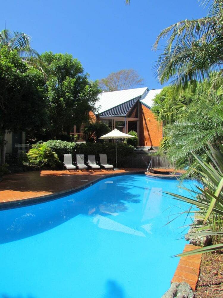 Hotel Shelly Beach Resort