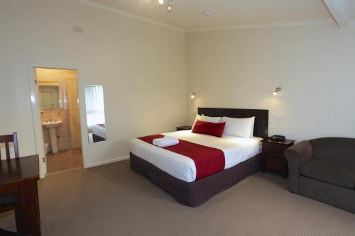 Hotel Amaroo Motel
