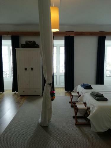 Marina Lounge Home