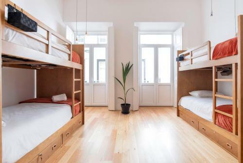 Albergue P� Direito