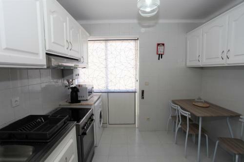 Apartamento D. Jo�o III Residence