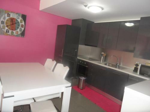 A16 - Praia Da Rocha 1 Bed Apartment