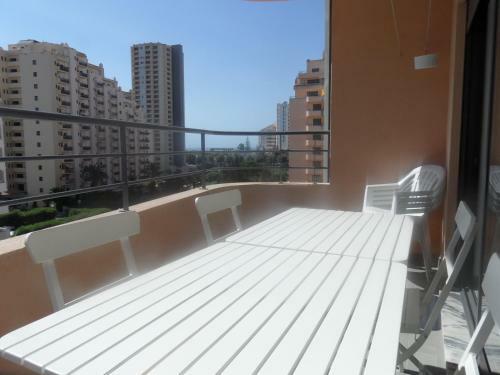 A16 - Praia Da Rocha 1 Bed Apartment