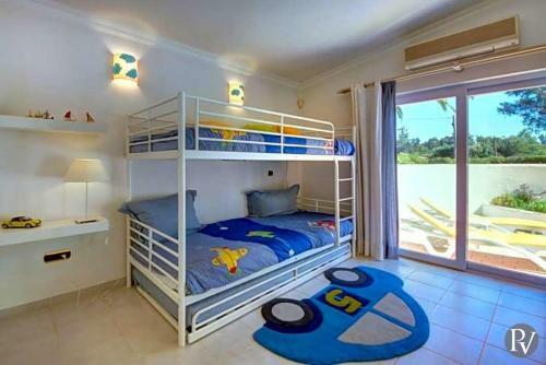 Alvor Villa Sleeps 8 Pool Air Con Wifi