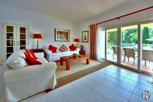 Alvor Villa Sleeps 8 Pool Air Con Wifi