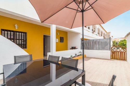 Sunmoon House