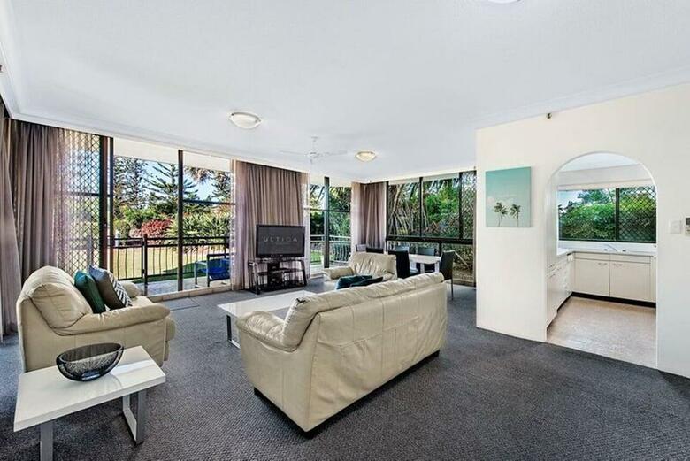 Hotel Beach Haven At Broadbeach