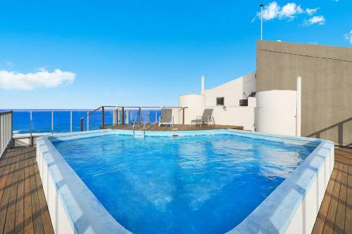 Hotel Majorca Isle Beachside Resort