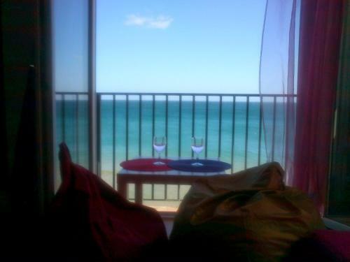Beachfront Apartment In Praia Da Salema