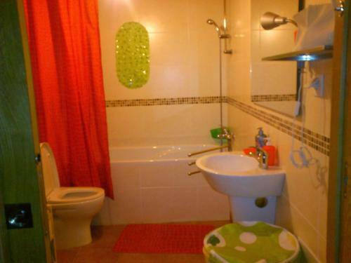 Beachfront Apartment In Praia Da Salema