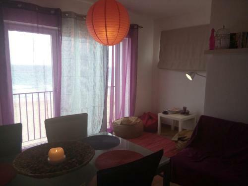 Beachfront Apartment In Praia Da Salema