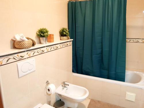Hostal Downtown-guest House