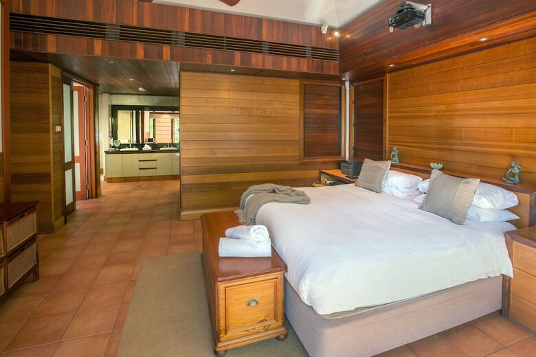Hotel 17 Wharf Street