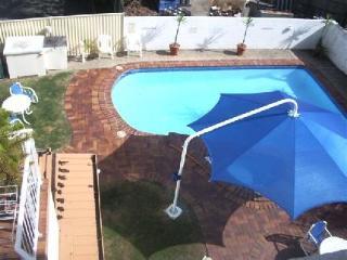 Burleigh Point Holiday Apartments